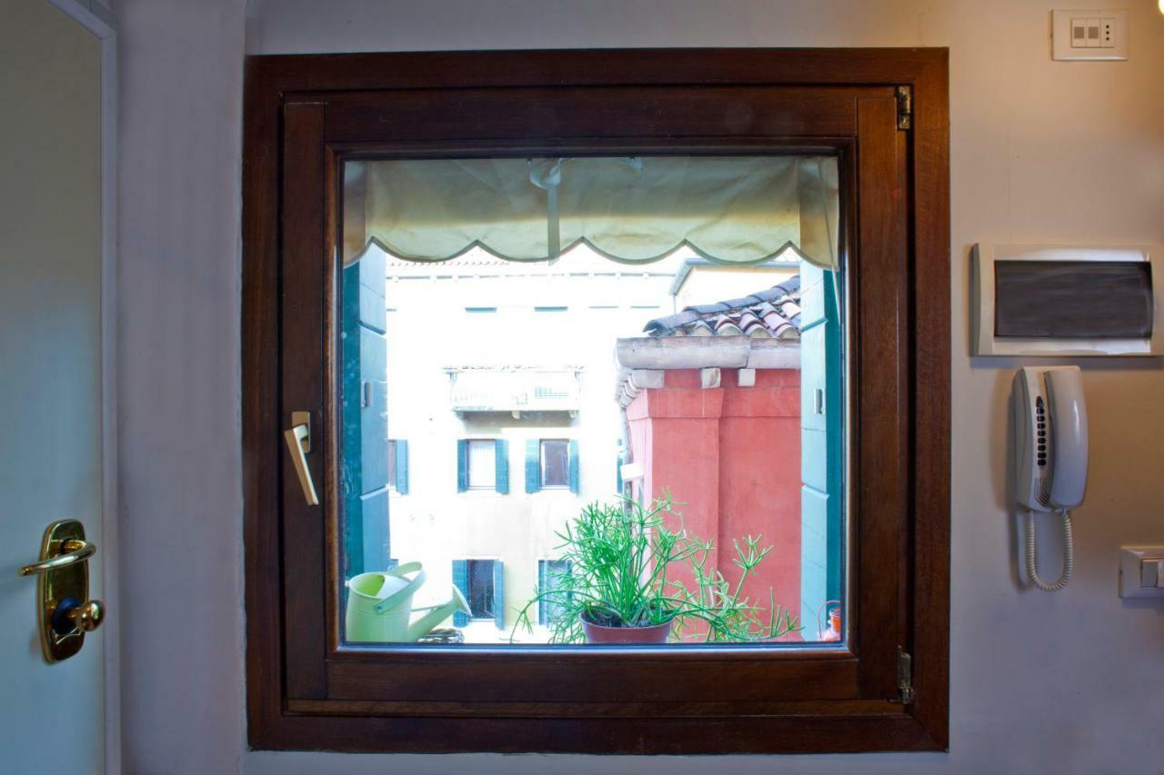 Apartament Al Mezzanino, Palazzo Torniello Wenecja Zewnętrze zdjęcie