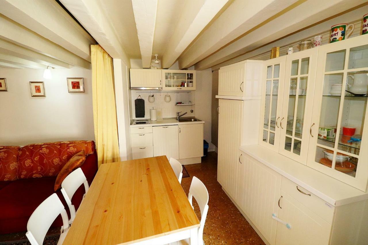 Apartament Al Mezzanino, Palazzo Torniello Wenecja Zewnętrze zdjęcie